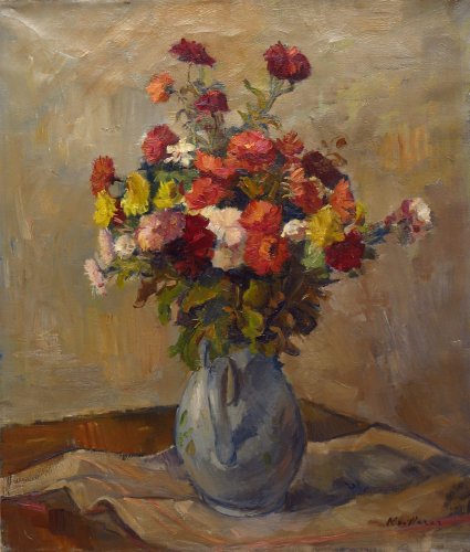 August Kutterer - Stilleben mit Blumenvase gefüllt mit Astern auf einem Tisch mit kleiner Decke